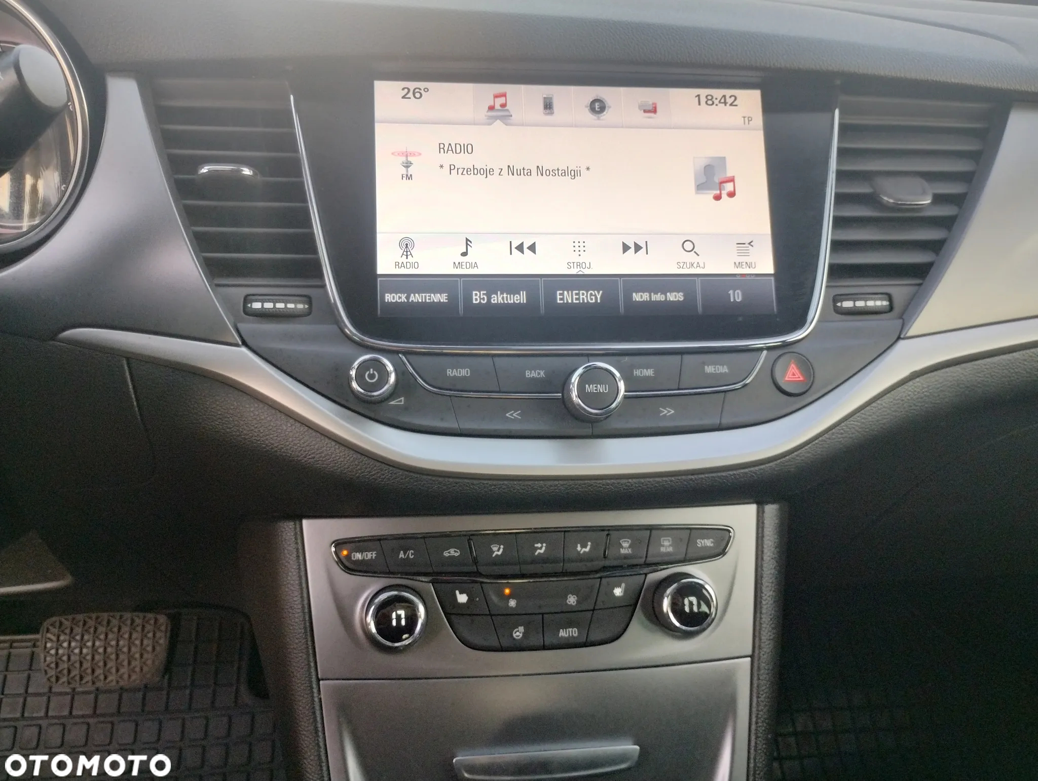Opel Astra 1.6 D Automatik Sports Tourer Ultimate - 23