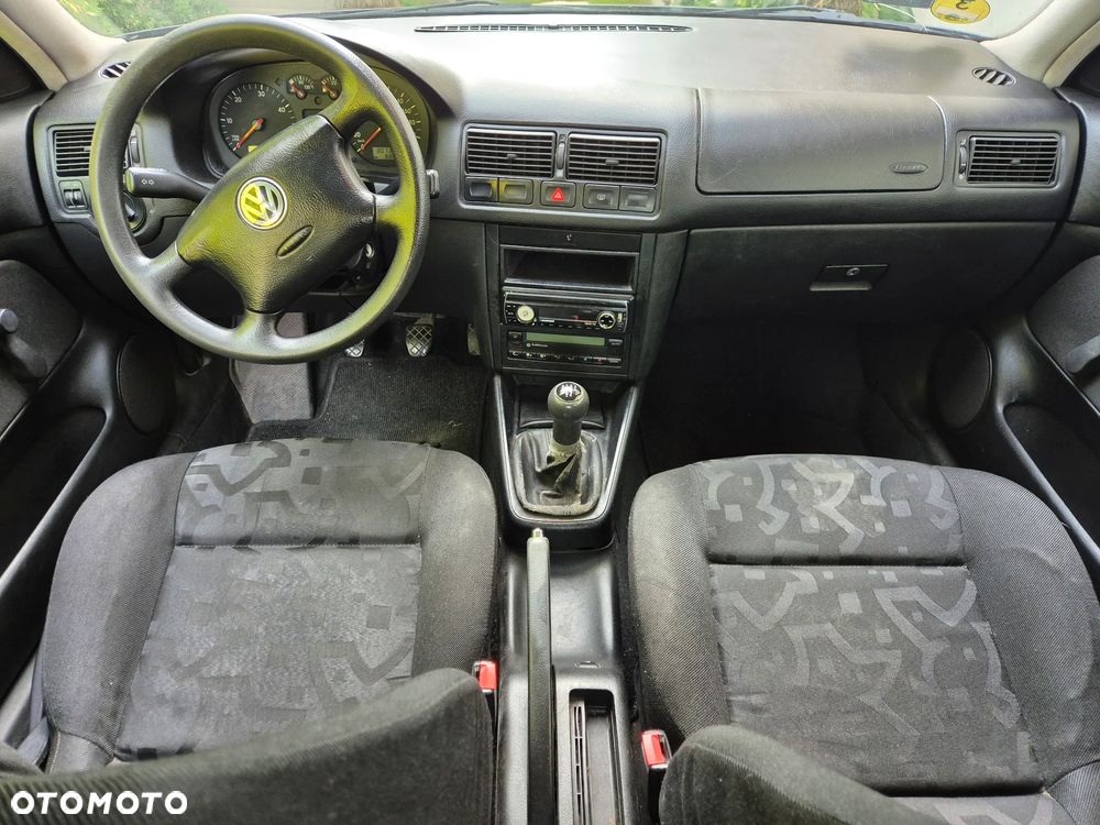 Volkswagen Golf 1.9 TDI - 12