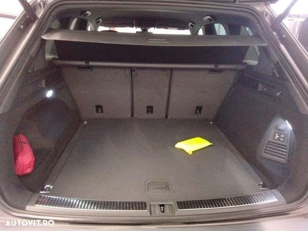 Volkswagen Touareg - 5