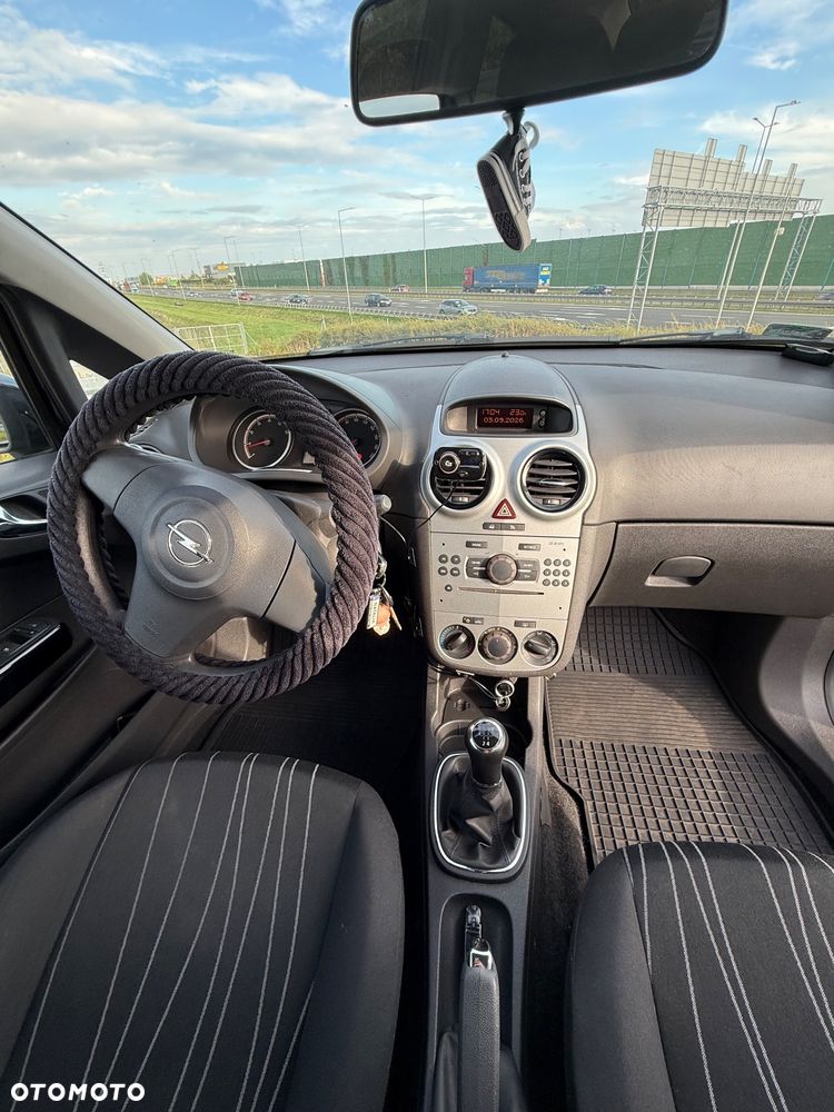 Opel Corsa - 9