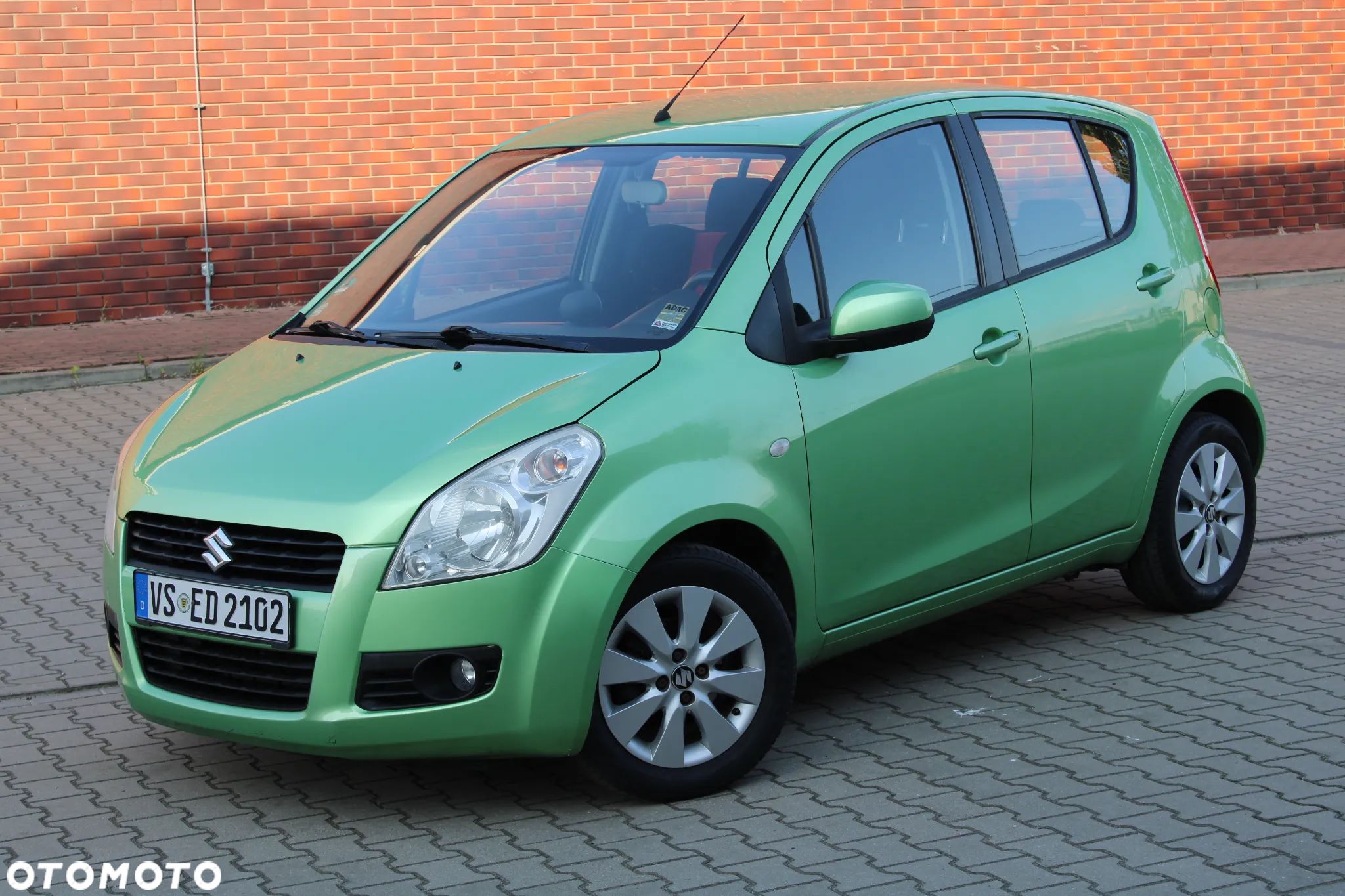 Suzuki Splash 1.0 Club - 1