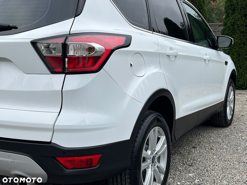 Ford Kuga - 21