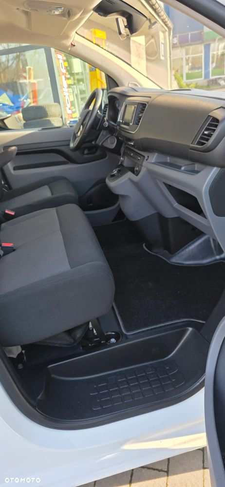 Opel Vivaro 2.0 177KM AUTOMAT 8-biegów - 22