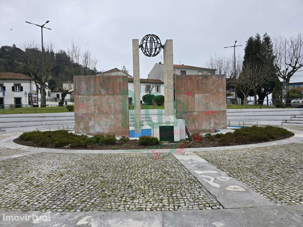 INVESTIMENTO - Prédio Comercial à Câmara de Gondomar - Grande imagem: 4/4