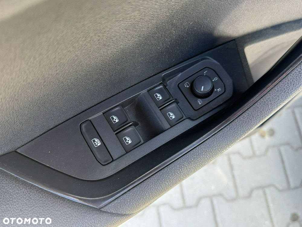 Skoda Karoq 2.0 TDI SCR 4x4 DSG Ambition - 13