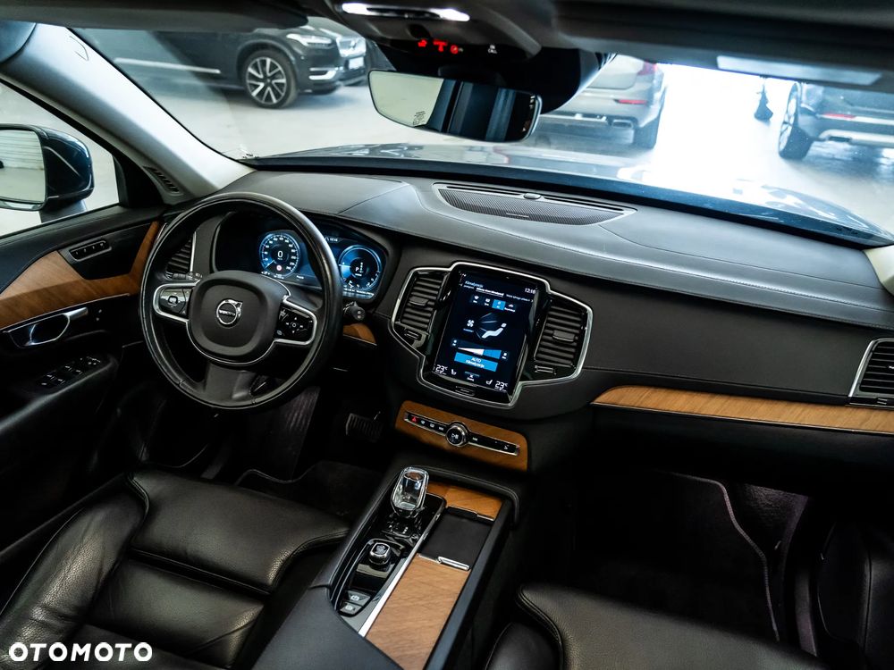 Volvo XC 90 T8 AWD Plug-In Hybrid Inscription 7os - 26
