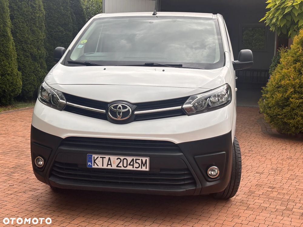 Toyota PROACE - 1