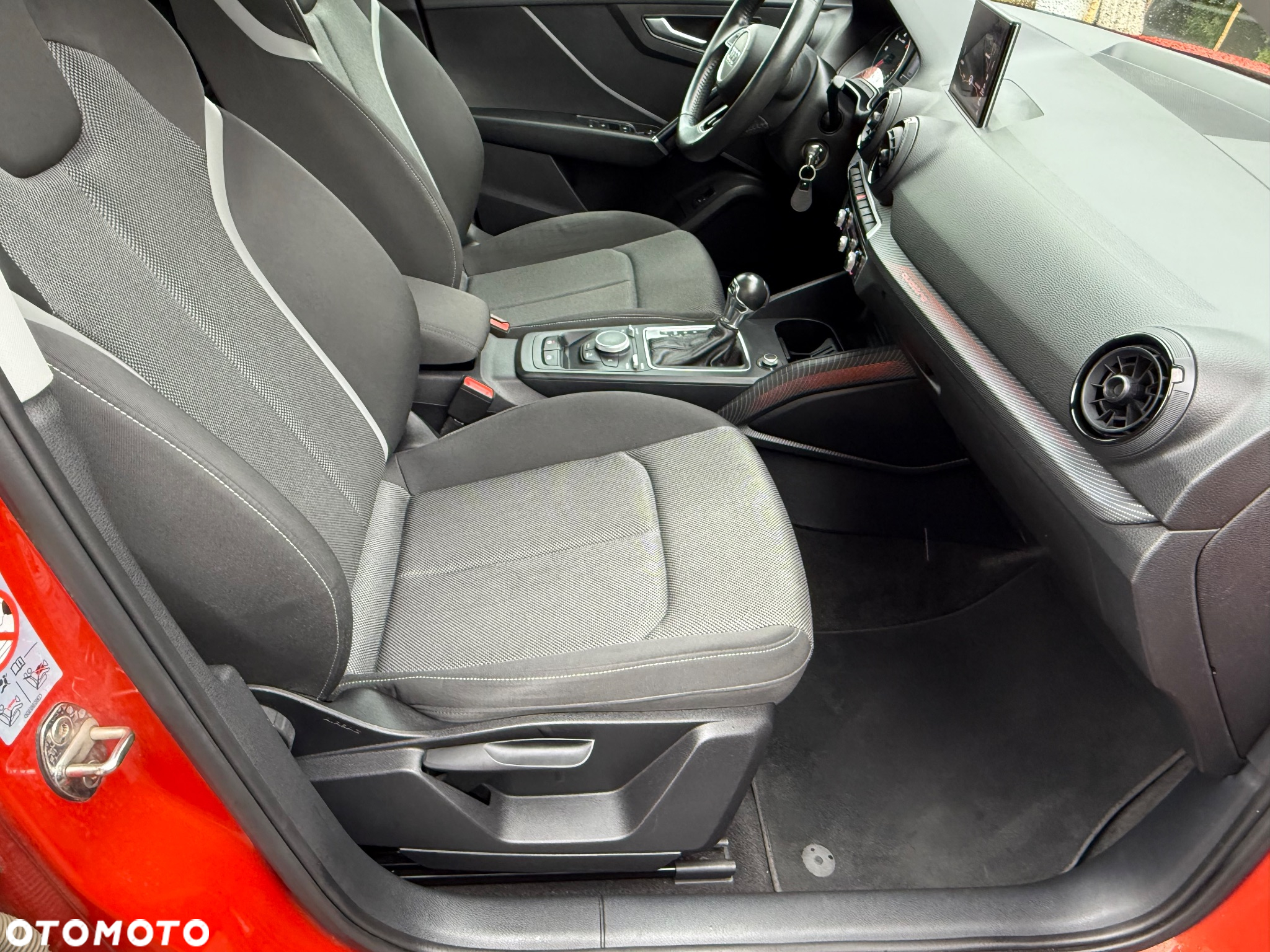 Audi Q2 2.0 TDI quattro S tronic sport - 15