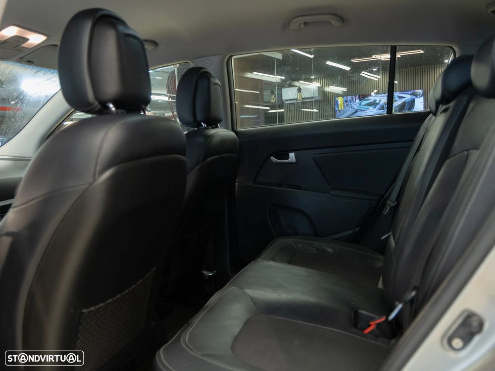 Kia Sportage 1.7 CRDI ISG TX - 17