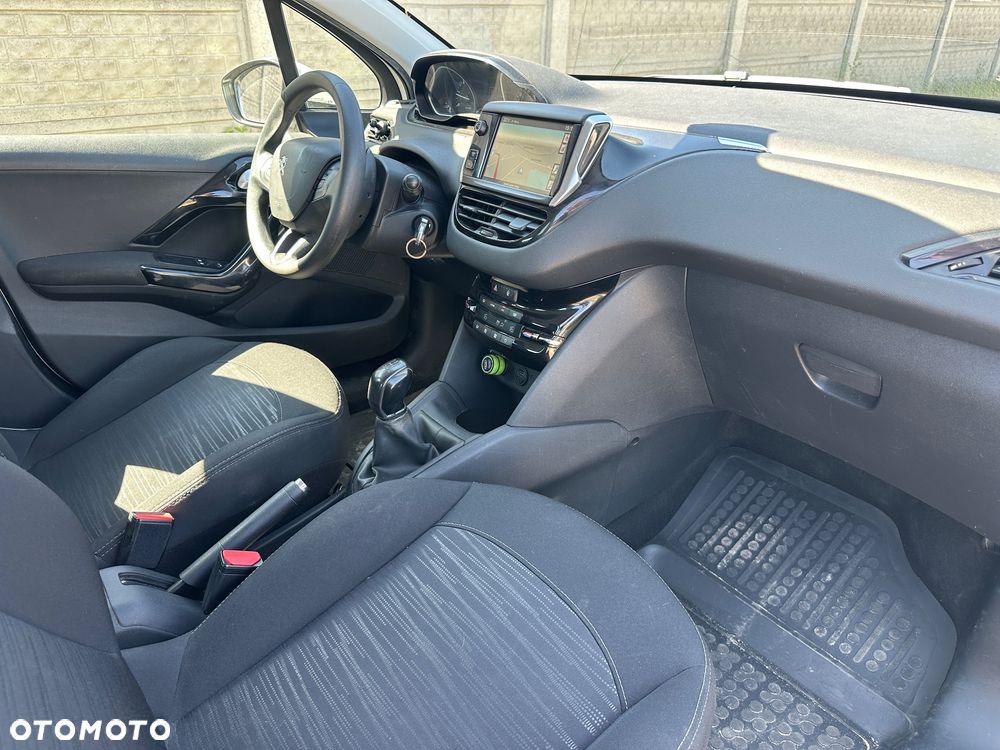 Peugeot 208 1.4 HDi Business Line - 8