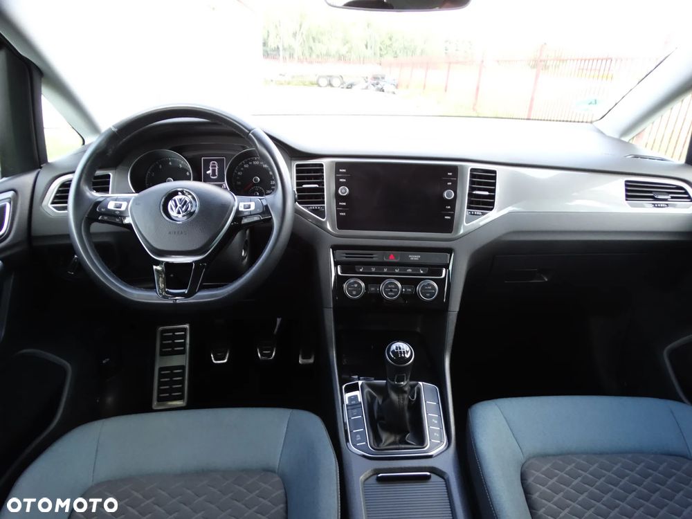 Volkswagen Golf Sportsvan - 13