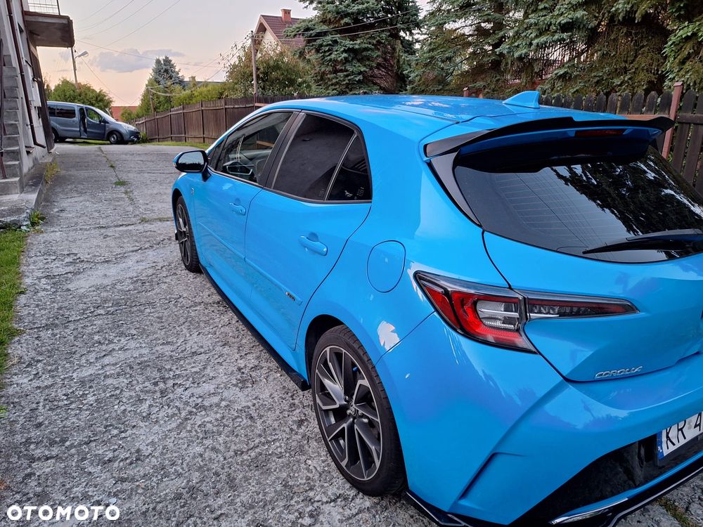 Toyota Corolla - 12