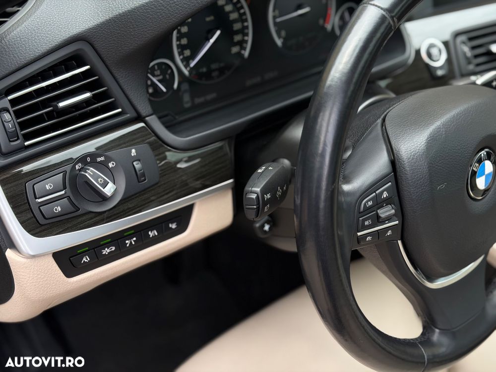 BMW Seria 5 525d xDrive Aut. - 8