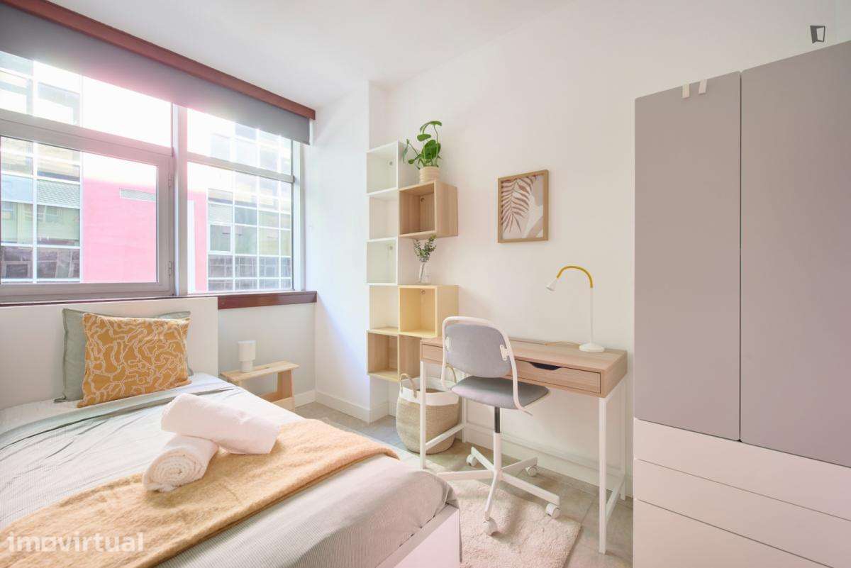 Quarto - localizado em Olaias Lisbon - Grande imagem: 2/45