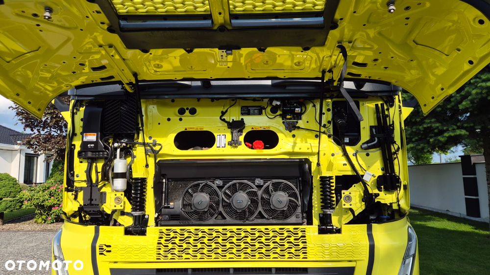 Volvo VOLVO///FH///500///2023/// GLOBETROTTER///XXL///FULL  LED///VIRTUAL COCPIT/// TABLET///KAMERA///WAGA/// KLIMATYZACJA POSTOJOWA/// ZABUDOWY MIĘDZYOSIOWE/// ALUFELGI///STAN BARDZO DOBRY - 23