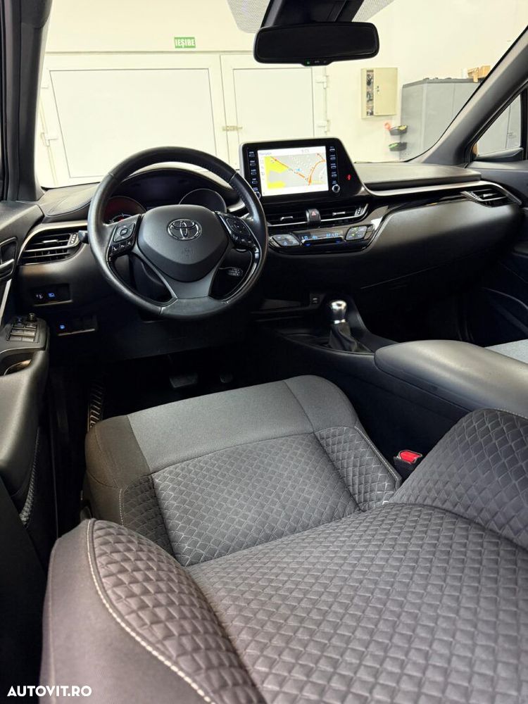 Toyota C-HR - 10