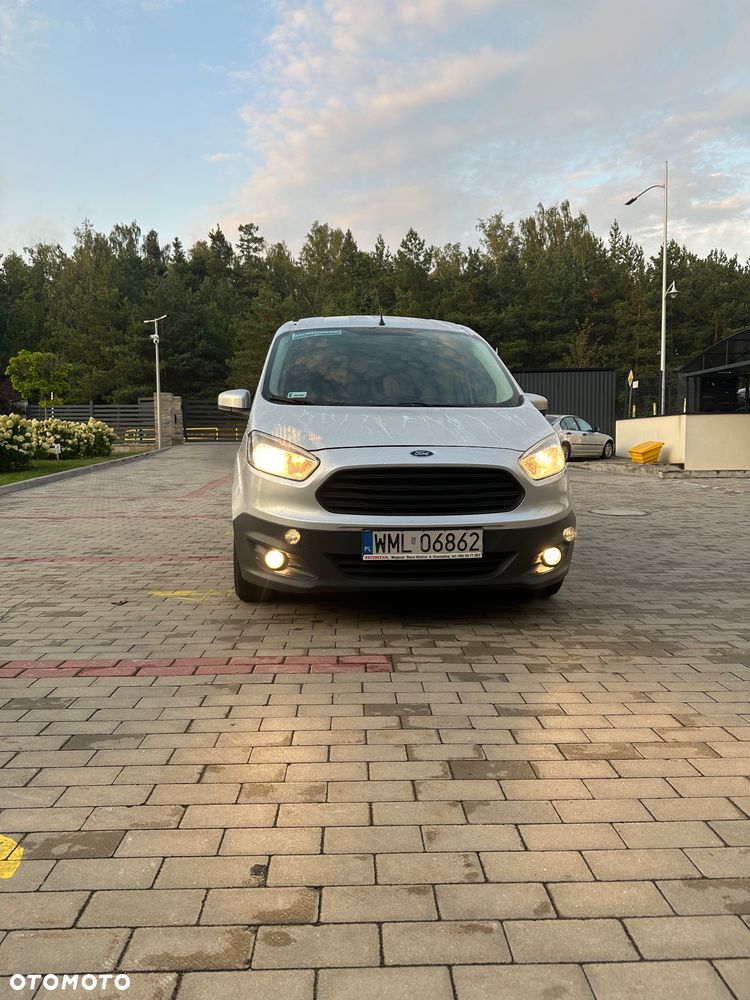 Ford Transit Courier - 2
