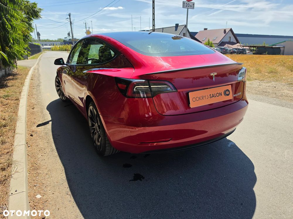 Tesla Model 3 - 12