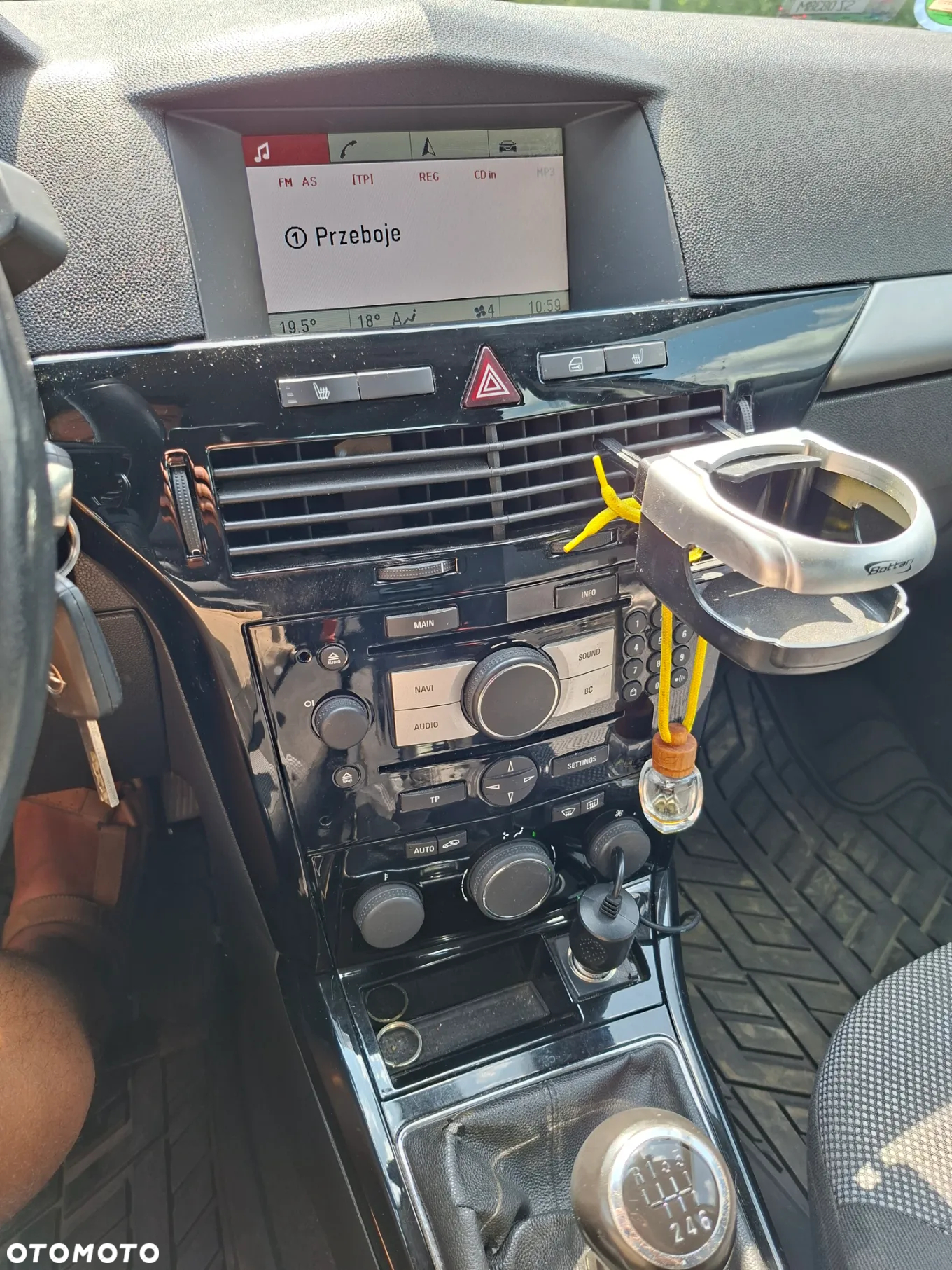 Opel Astra III 1.7 CDTI Cosmo - 11