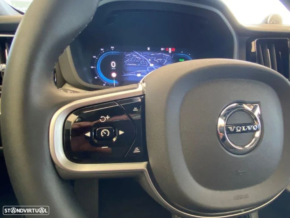 Volvo XC 60 2.0 T6 PHEV Black Edition AWD - 28