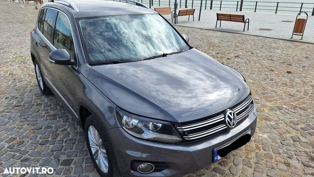 Volkswagen Tiguan - 11