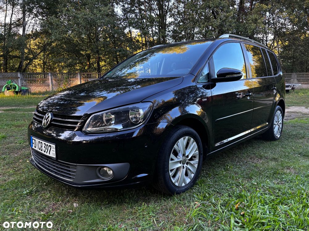 Volkswagen Touran - 1