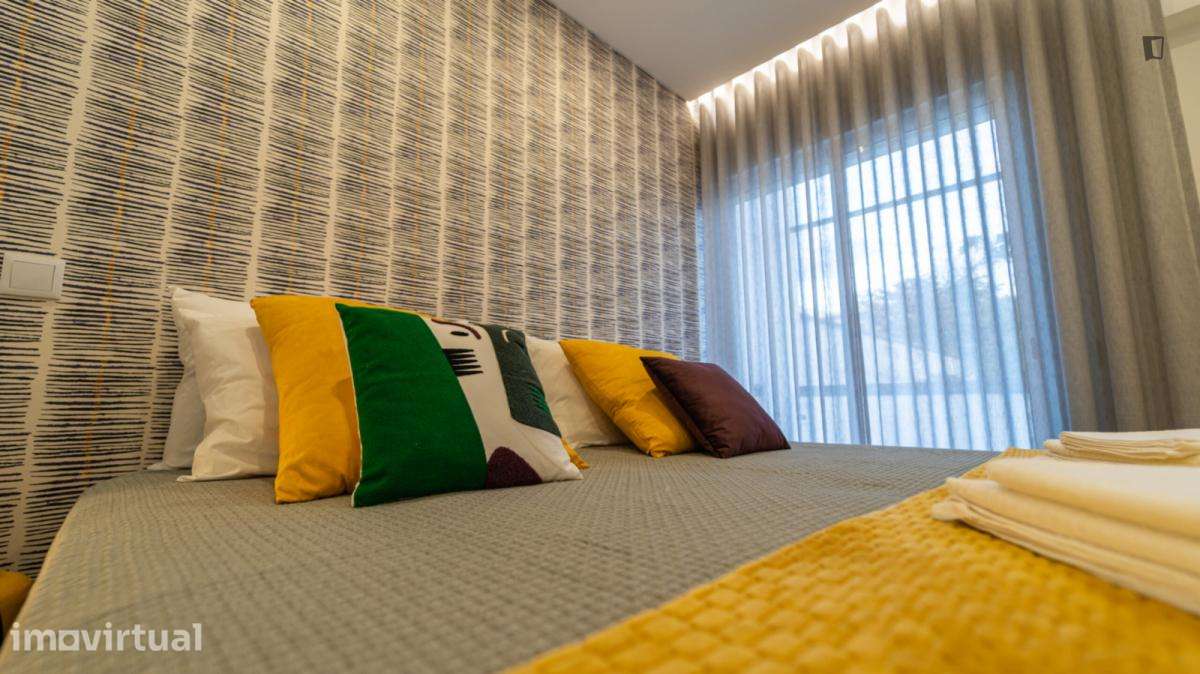 Quarto - localizado em Faro - Grande imagem: 4/30