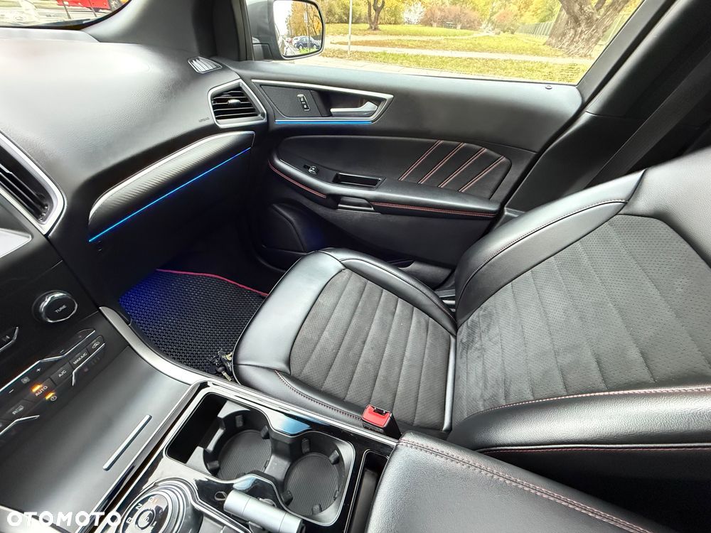 Ford Edge - 31