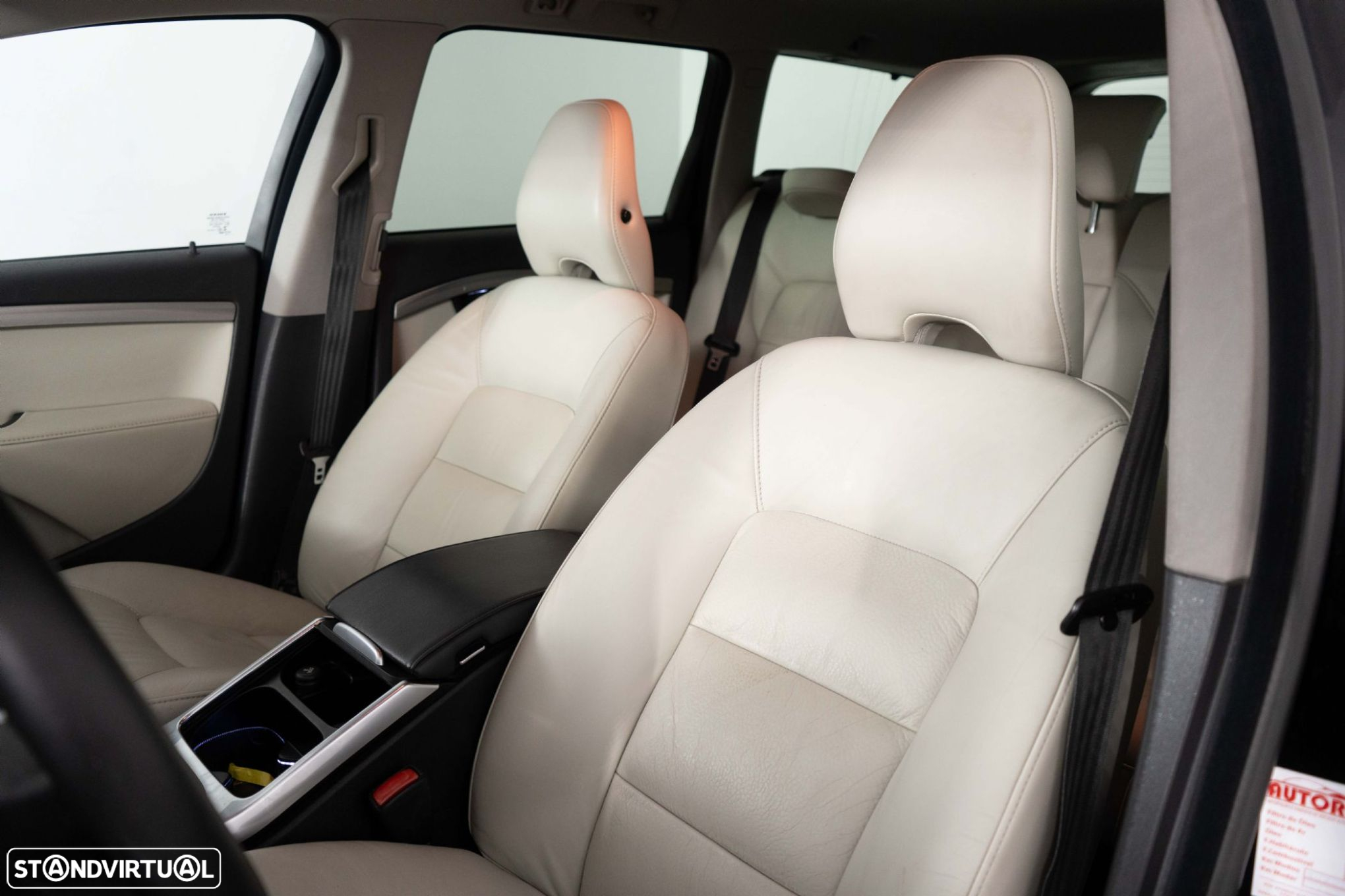 Volvo V70 1.6 D2 Drive Momentum Start/Stop - 8