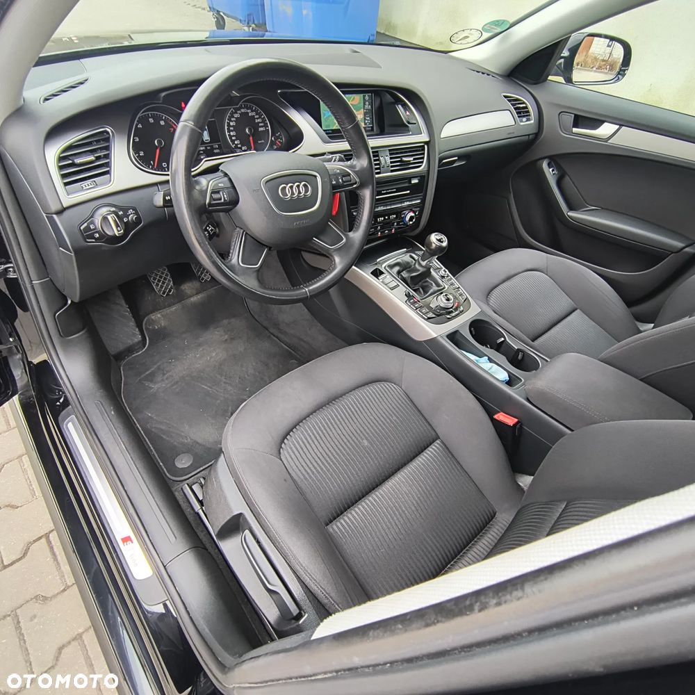 Audi A4 Avant 1.8 TFSI S line Sportpaket - 12