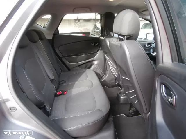 Renault Captur 1.5 dCi Exclusive - 23