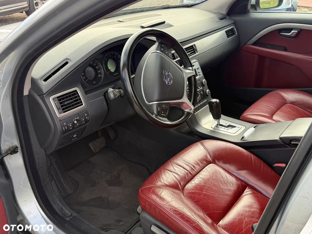 Volvo V70 2.4D Momentum - 22