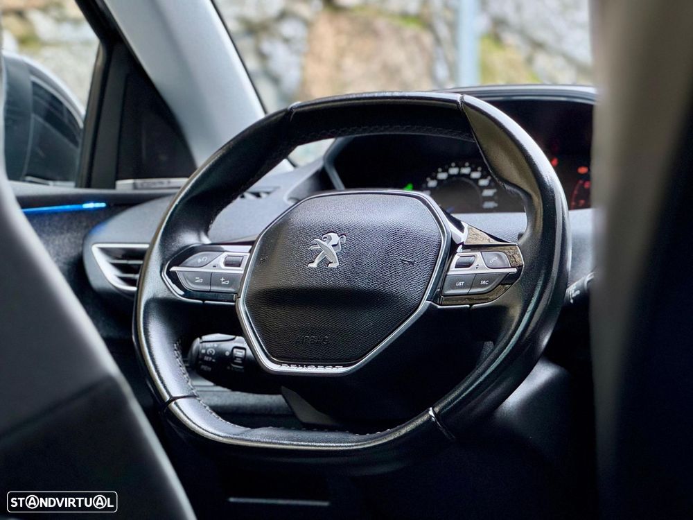 Peugeot 5008 1.2 PureTech Allure Grip Control EAT6 - 31