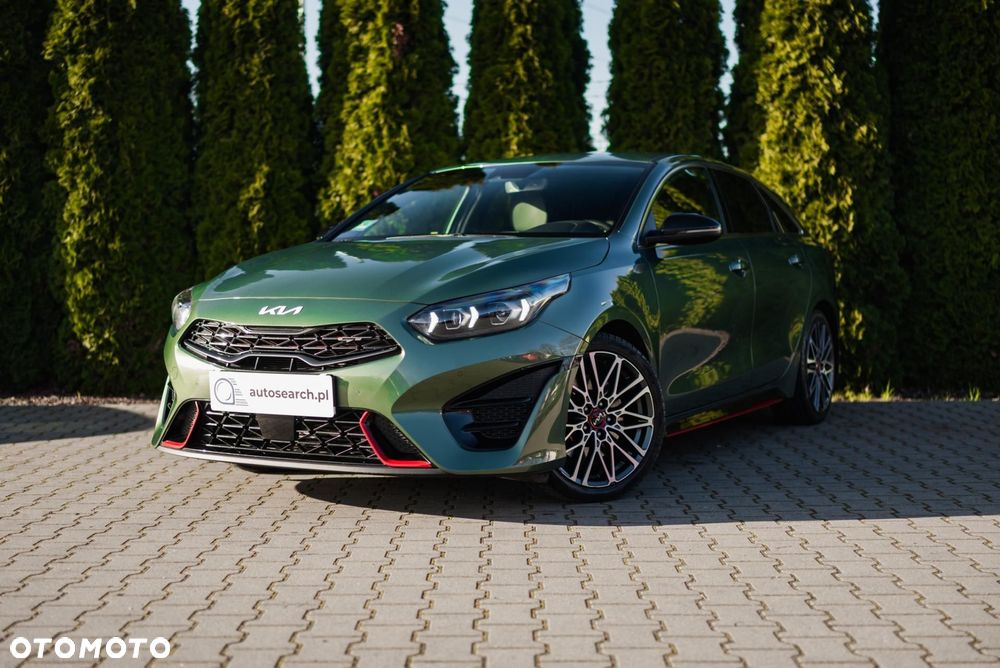 Kia ProCeed - 1