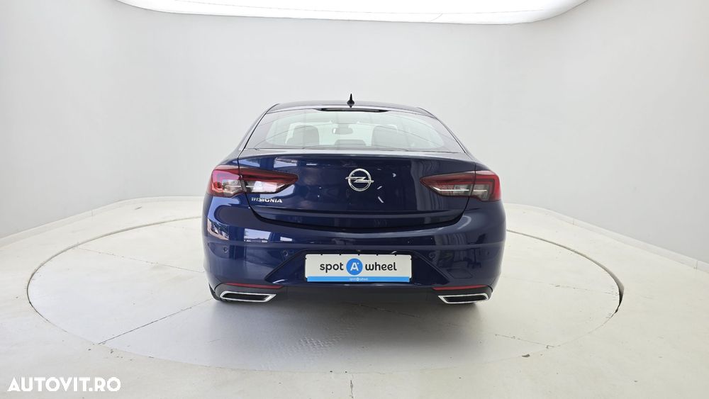 Opel Insignia - 8