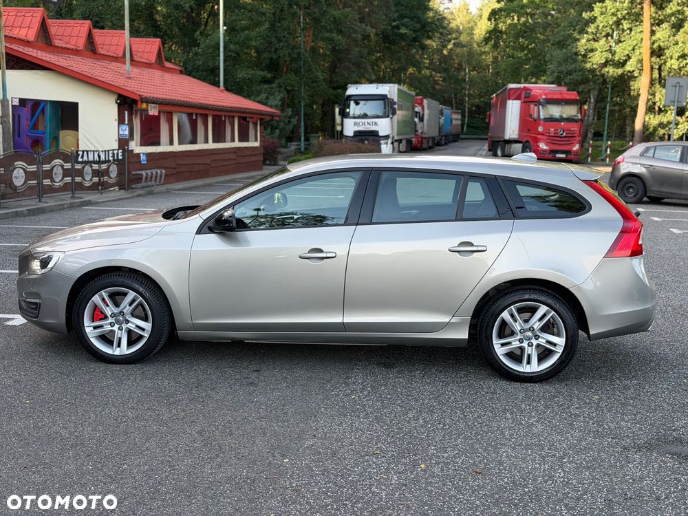 Volvo V60 D4 Drive-E Base - 7