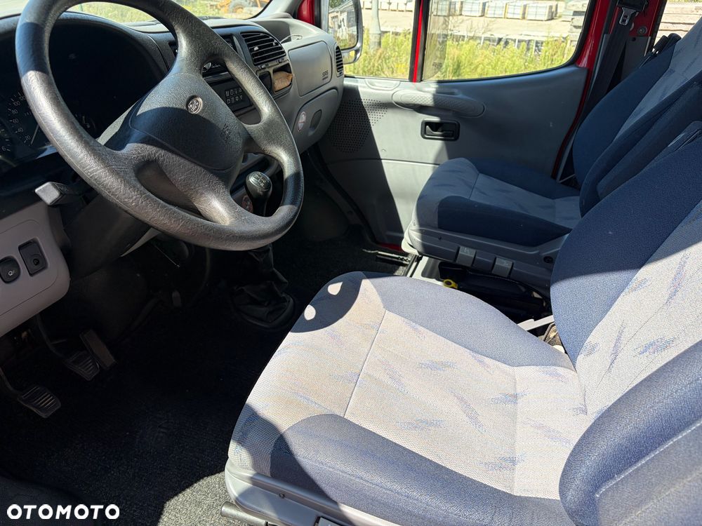 Ford Transit - 8