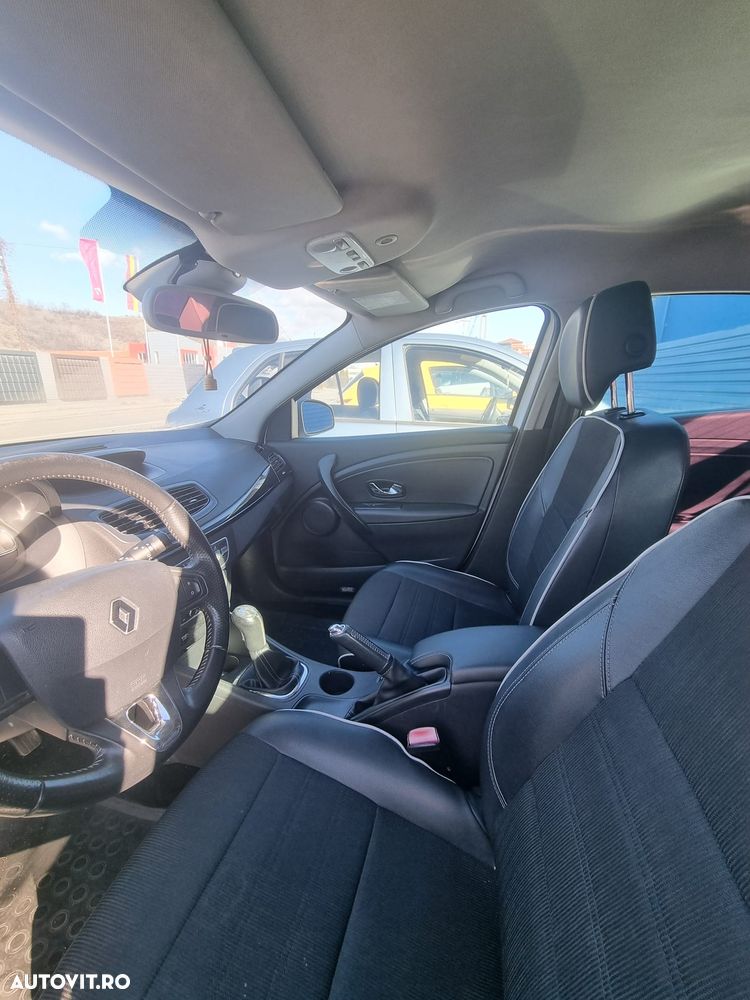 Renault Fluence 1.6 Dynamique - 13