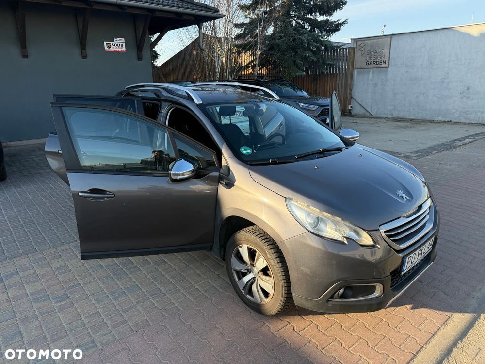 Peugeot 2008 1.2 Pure Tech Style - 14