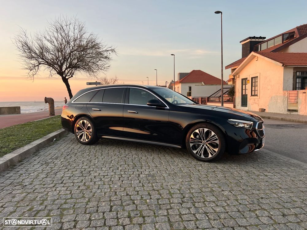 Mercedes-Benz E 300 Standard - 3