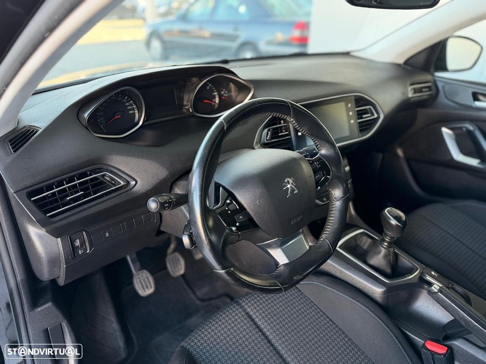 Peugeot 308 1.5 BlueHDi Style - 10