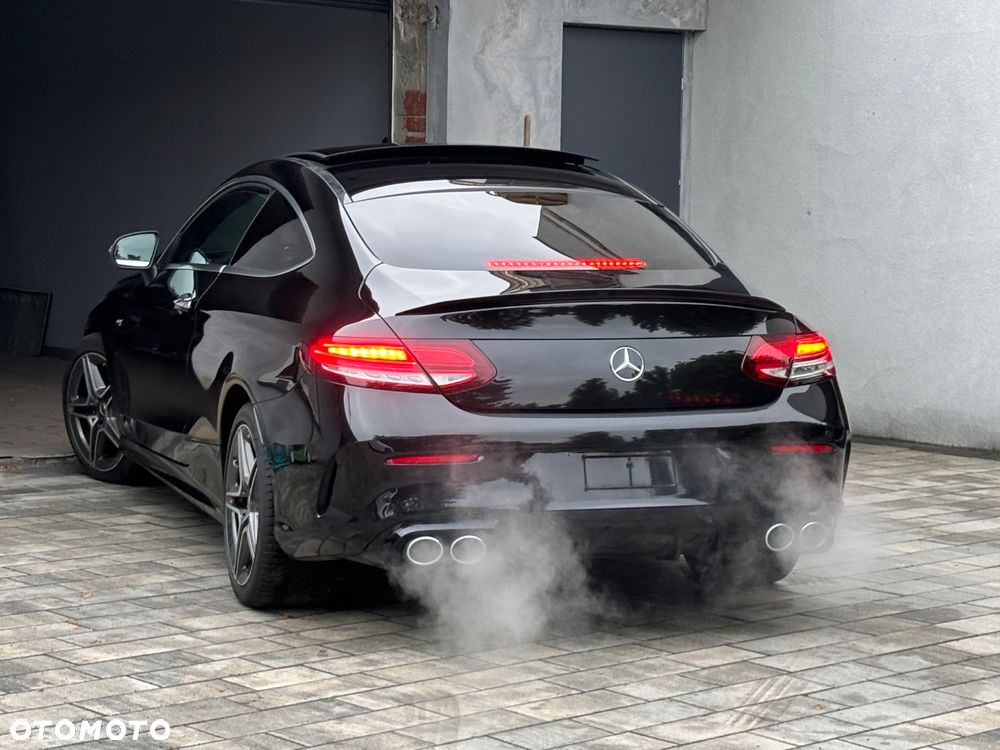 Mercedes-Benz Klasa C AMG 43 Coupe 4Matic AMG Speedshift TCT 9G - 40