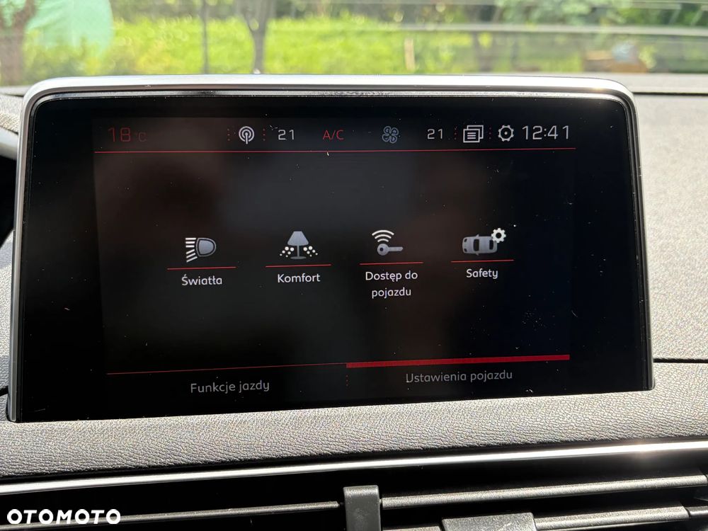 Peugeot 5008 1.6 PureTech GT Line S&S EAT8 - 22