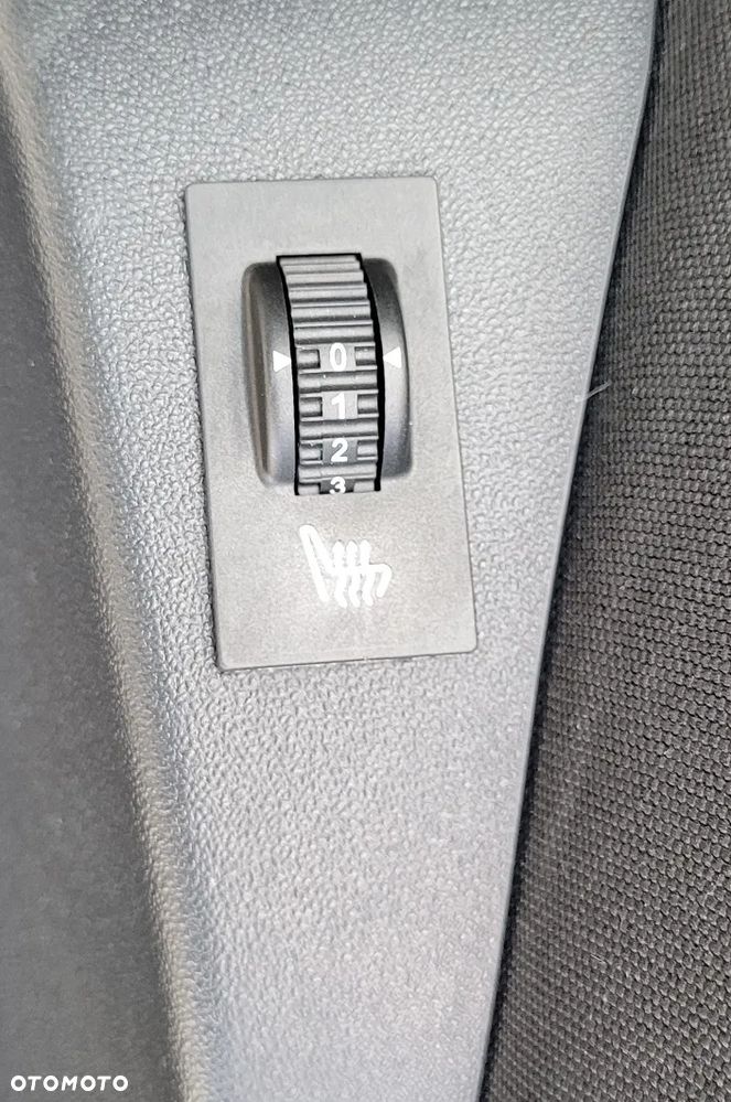 Peugeot 208 82 PureTech Style - 28