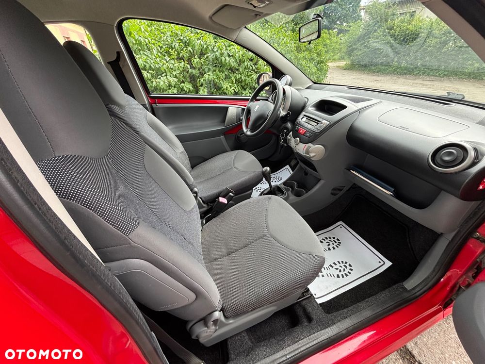 Peugeot 107 70 Street Racing - 21