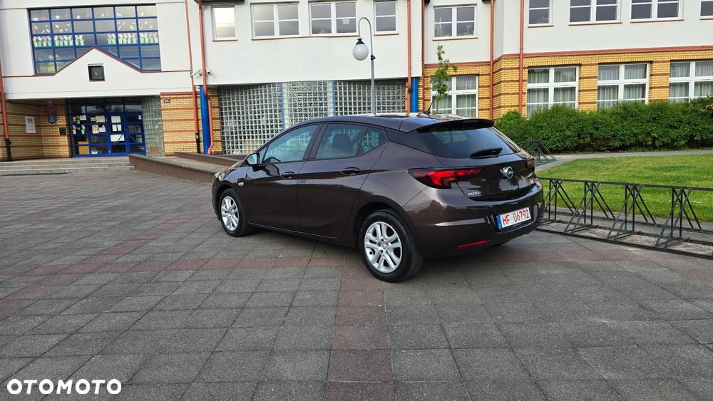 Opel Astra - 37