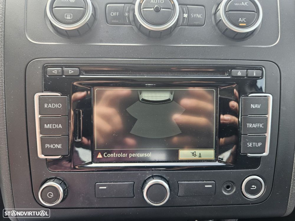 VW Touran 1.6 TDI Blue.Trendline 7L - 30