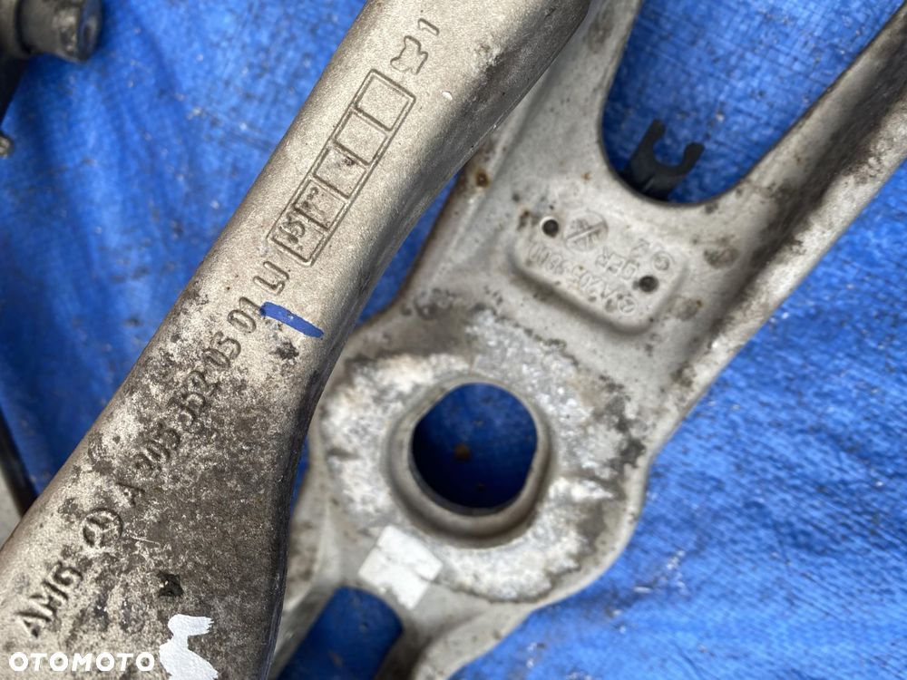 MERCEDES E W213 63AMG ZWROTNICA LEWY TYŁ KOMPLETNE WAHACZ PIASTA - 3