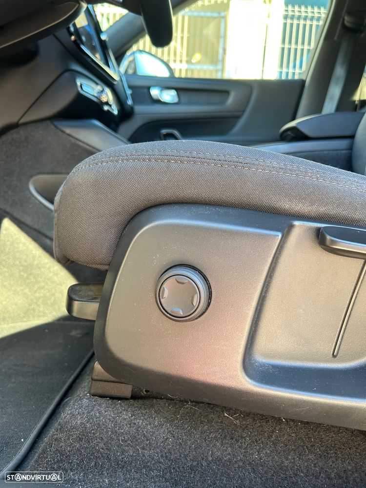 Volvo XC 40 Recharge Plus - 12