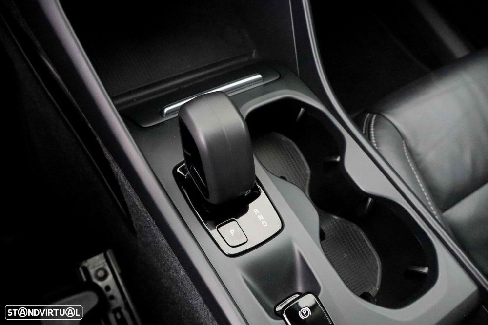 Volvo XC 40 - 37